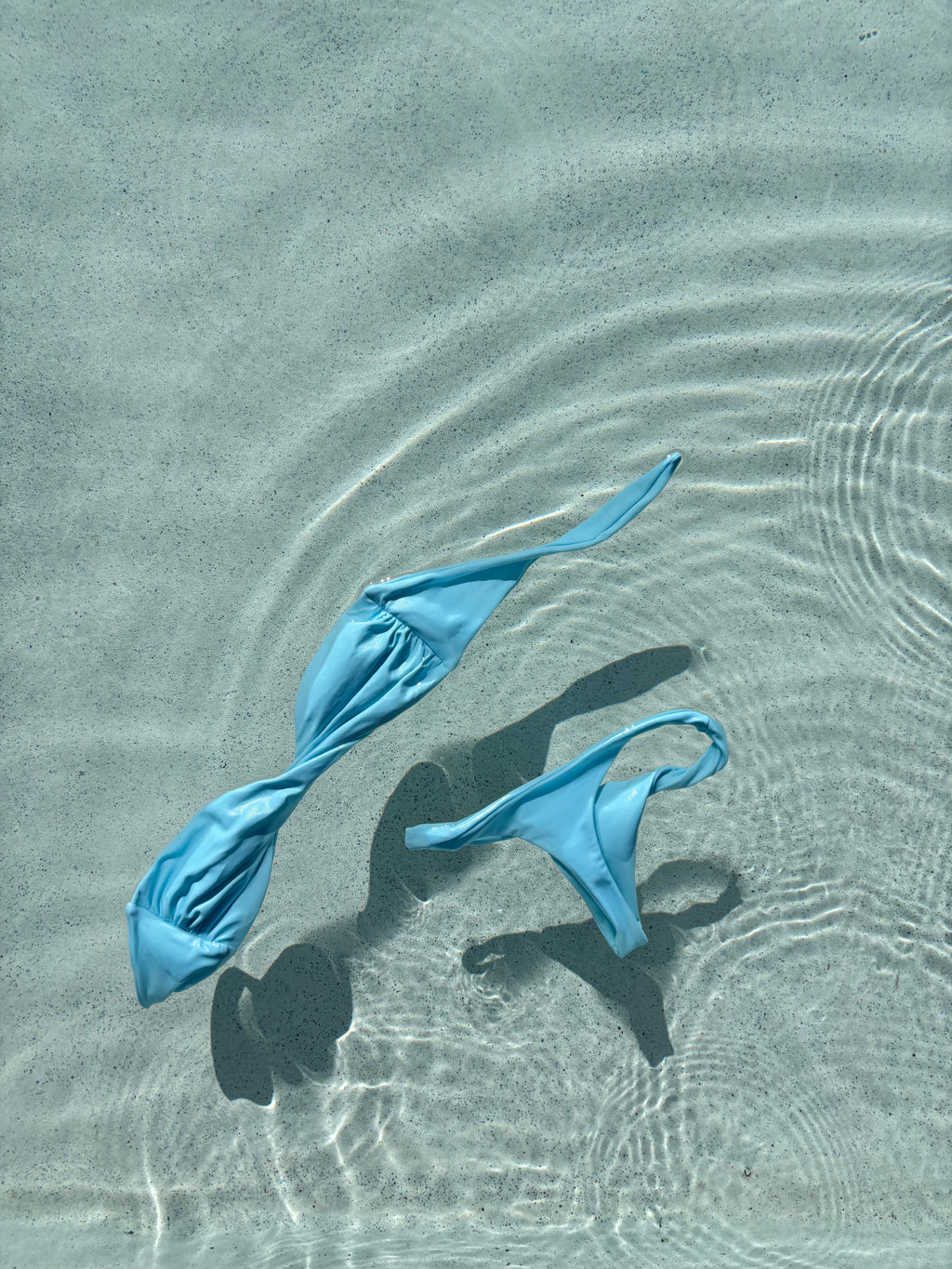 Capri Twist Bottom
